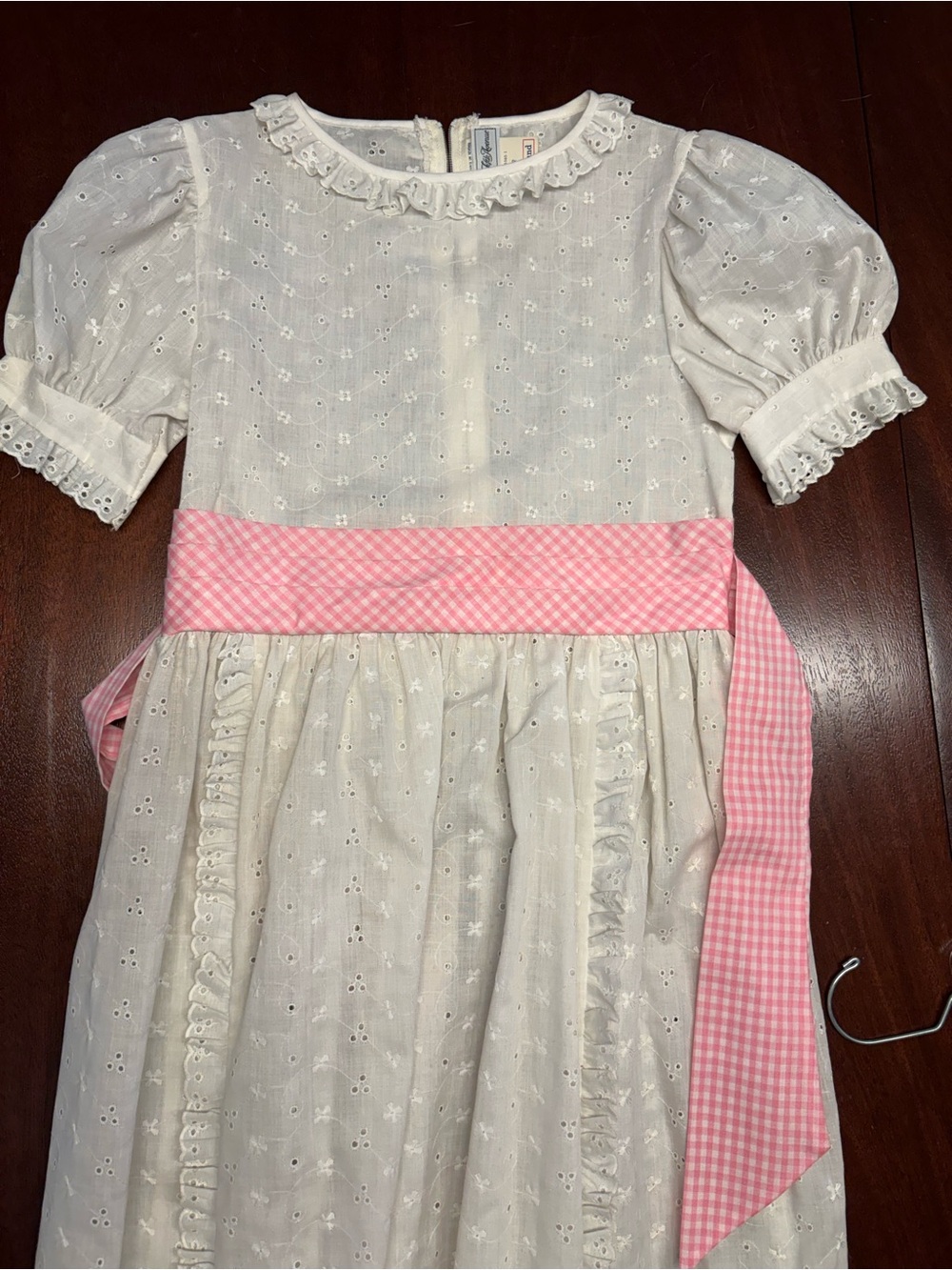 Vintage 70s Youngland By Howard Jacobson “Sue” White Girls/Tween Dress